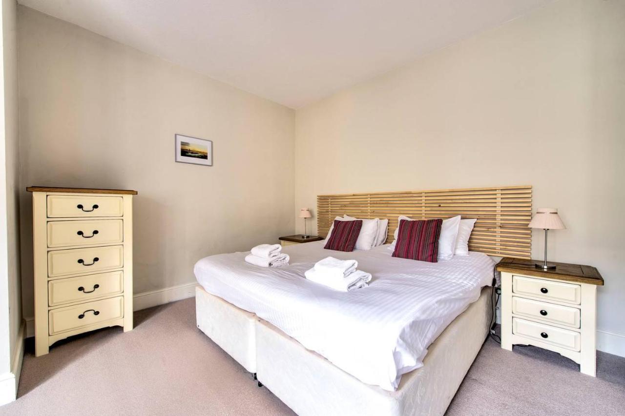Joivy Bright 1 Bed Flat, Close To Princess Street Edimburgo Exterior foto
