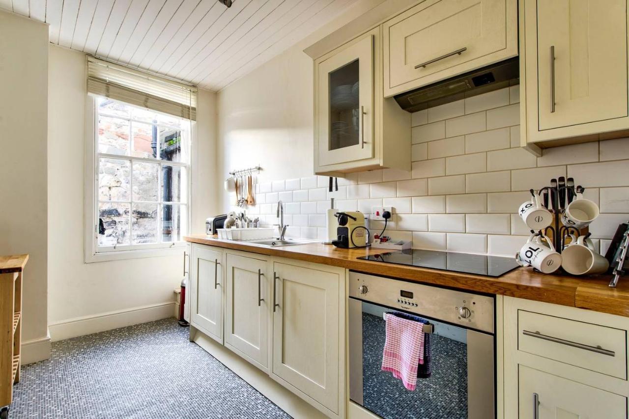 Joivy Bright 1 Bed Flat, Close To Princess Street Edimburgo Exterior foto
